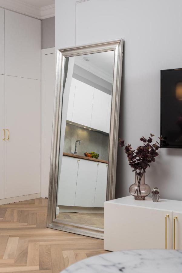 Wielopole17 Miro Apartment With Ac Krakkó Kültér fotó