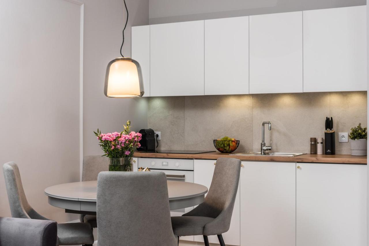 Wielopole17 Miro Apartment With Ac Krakkó Kültér fotó